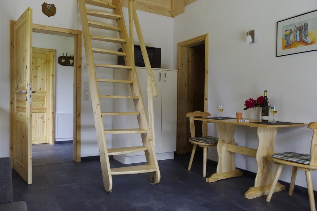 Huettenflair-Mosel Ferienwohnung Enkirch Luaran gambar